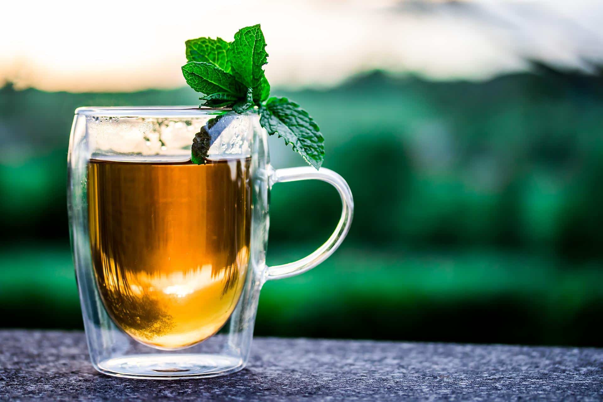 une tasse à thé de menthe