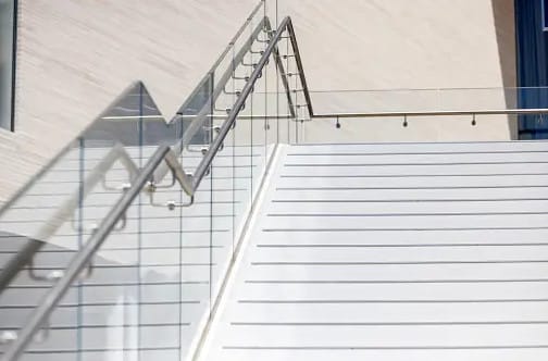 garde-corps en verre et inox - 2