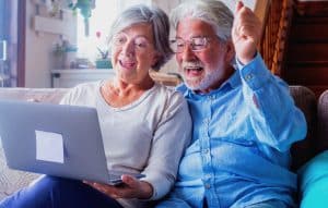 Couple senior heureux