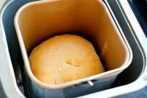 Pain dans une machine à pain