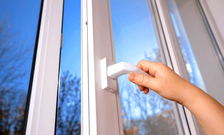 Une fenêtre en hiver