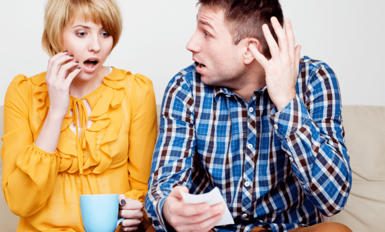 Couple choquée de voir la facture