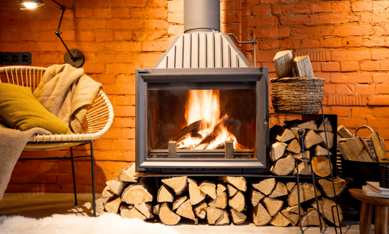 Comment faire durer votre feu de cheminée ou de poêle toute la nuit ?