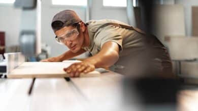 Pourquoi choisir une menuiserie locale pour vos projets à Tarbes